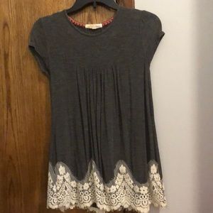 xs short sleeve grey shirt